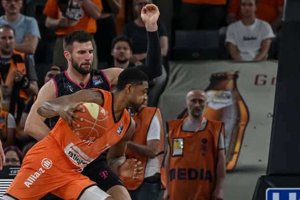 到皇马依托 到皇马依托